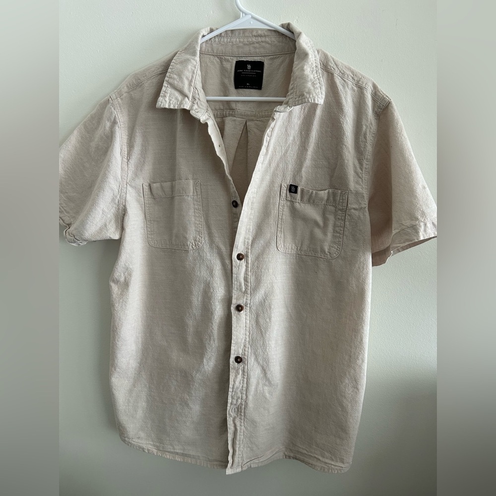 Junk Food Clothing Men's Light Tan Casual Button Down Shirt
